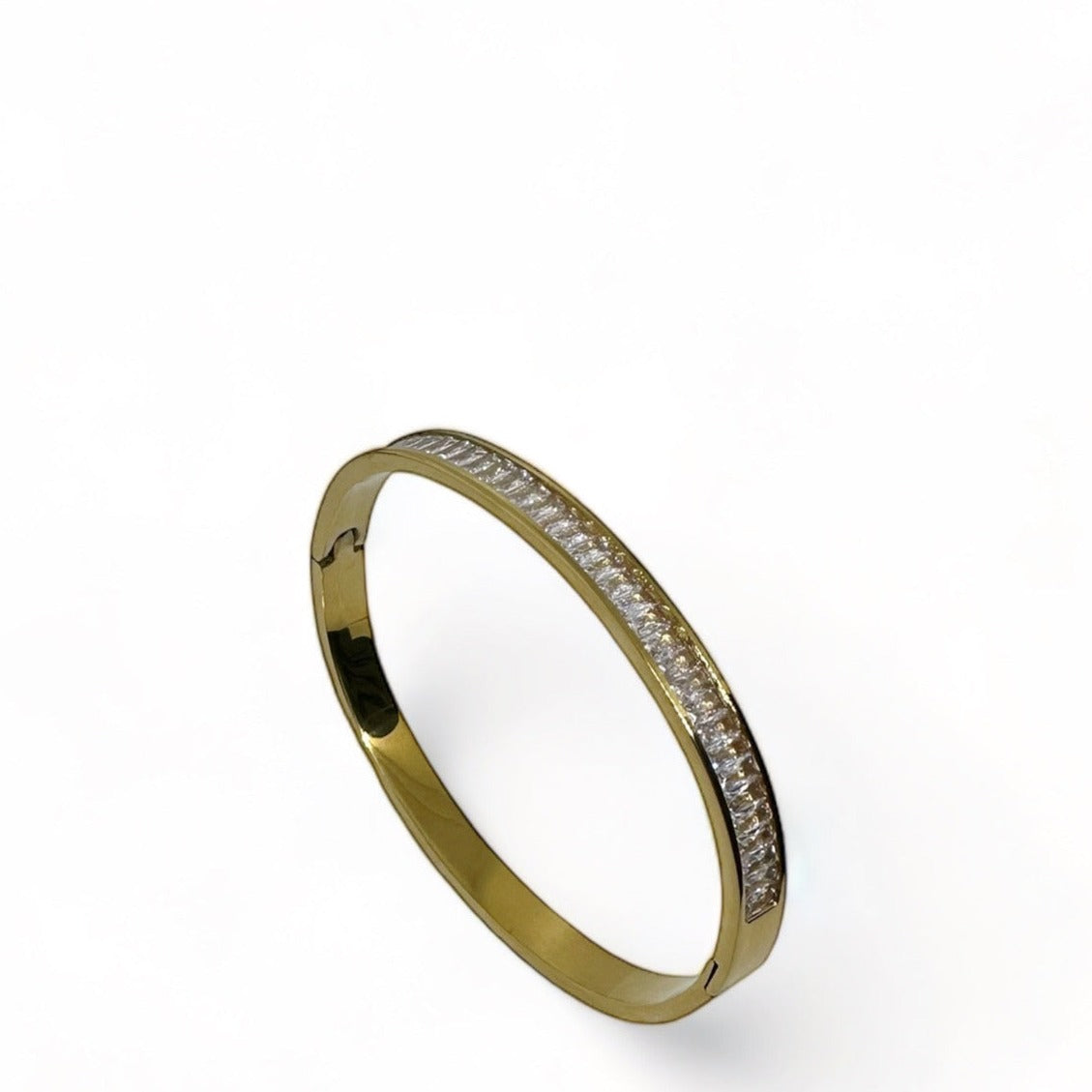 Thick zirconia bangle